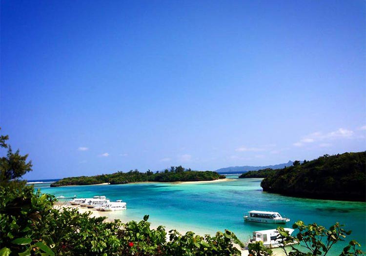 川平マリンサービス　グラスボート