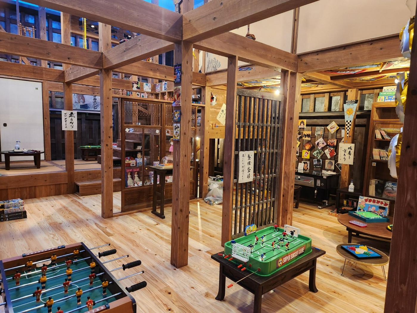 昭和「ロマン蔵」 （駄菓子屋の夢博物館＆昭和の夢町三丁目館）