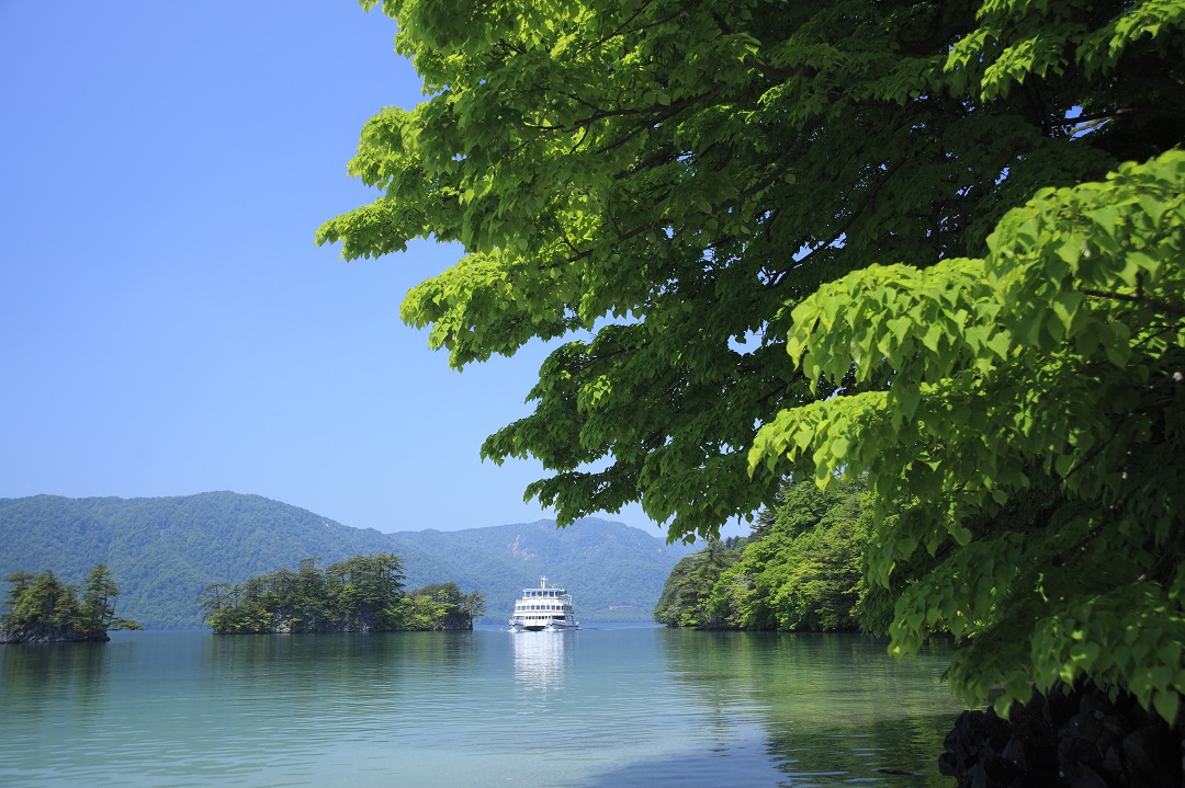 十和田湖遊覧船
