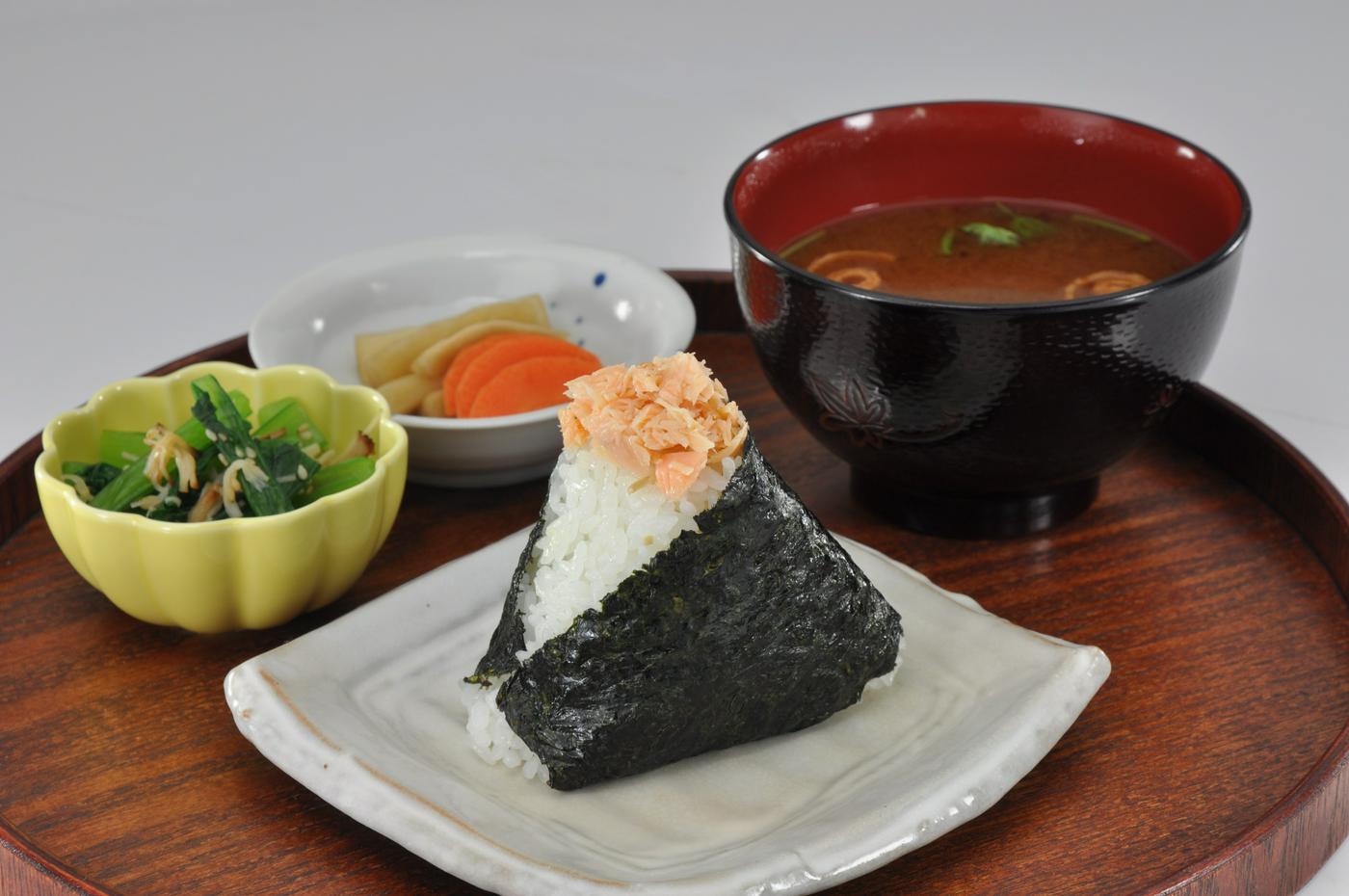 おにぎり処 八番(加島屋 本店2階)