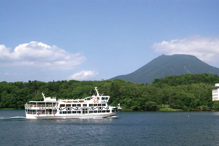 阿寒湖遊覧船